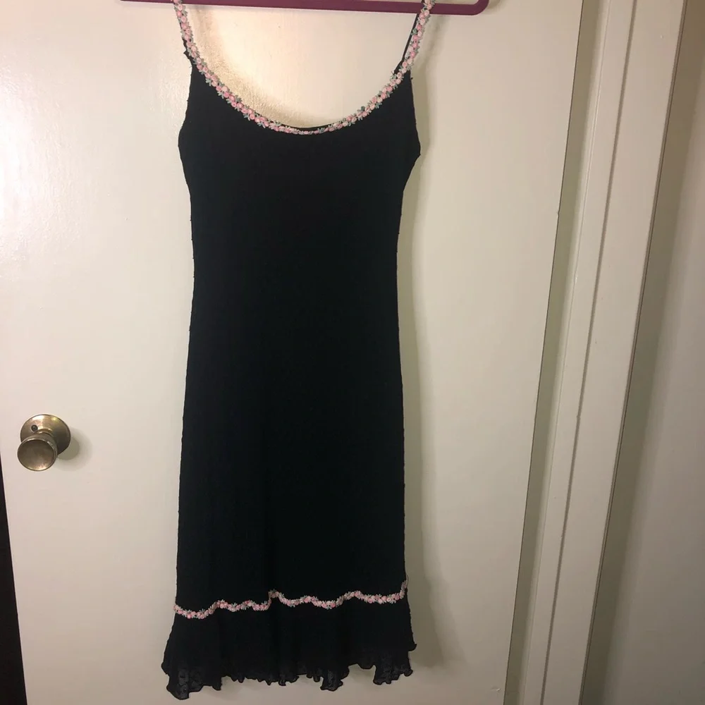 Vintage Betsey Johnson 90’s Swiss Dot Black Dress with Pink Flowers Trim - Picture 6 of 11